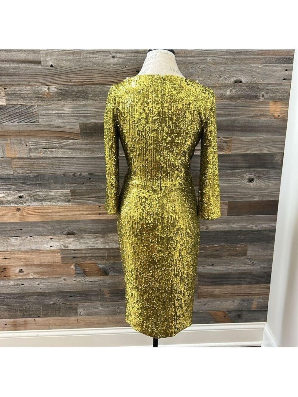 Theia Green Sequin Mesh Faux Wrap MIDI Dress 3/4 Length Sleeve Size 4 NWT - Picture 7 of 12